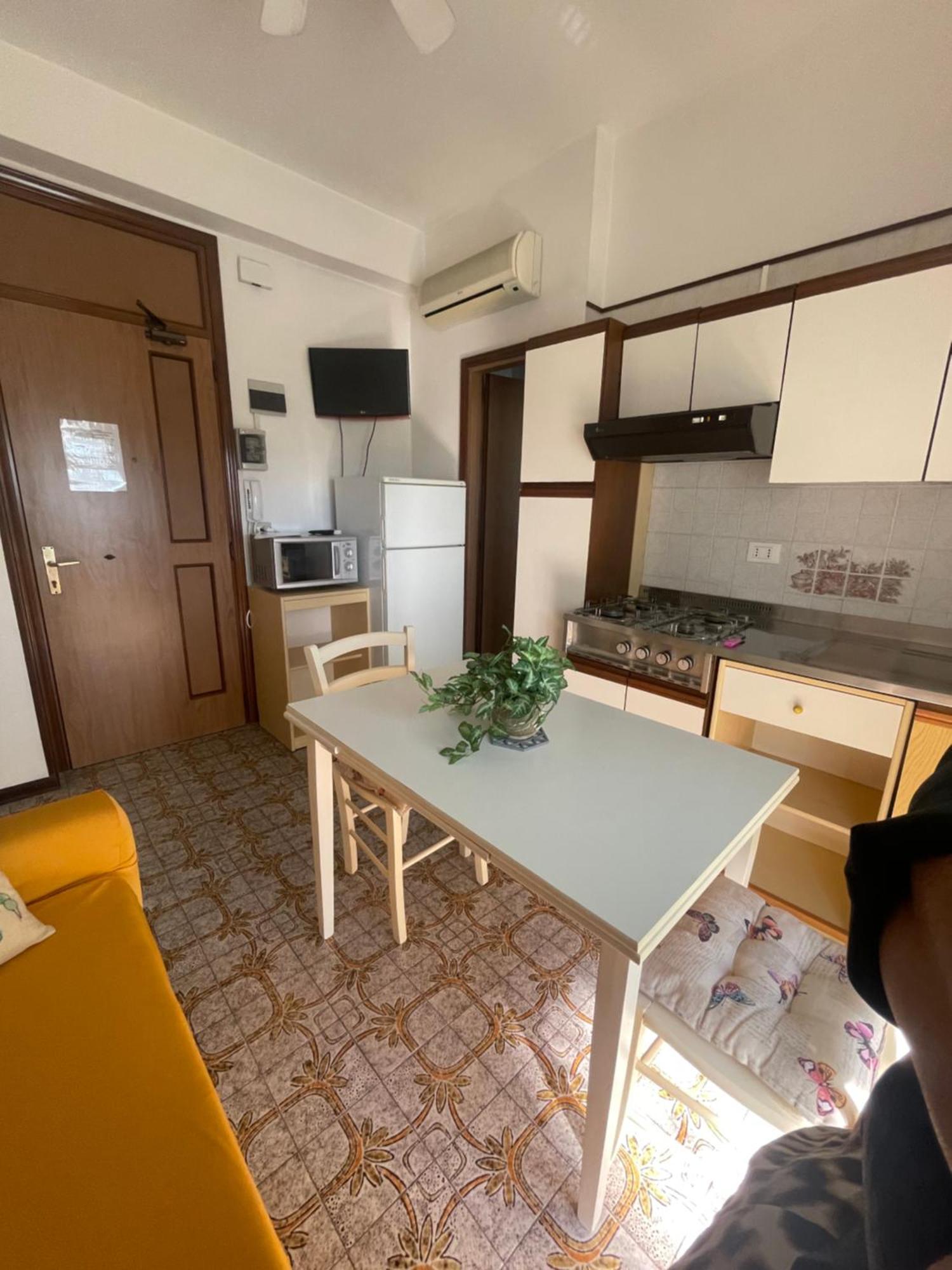 Apartmán Foscolo Sunset House Lido di Jesolo Exteriér fotografie